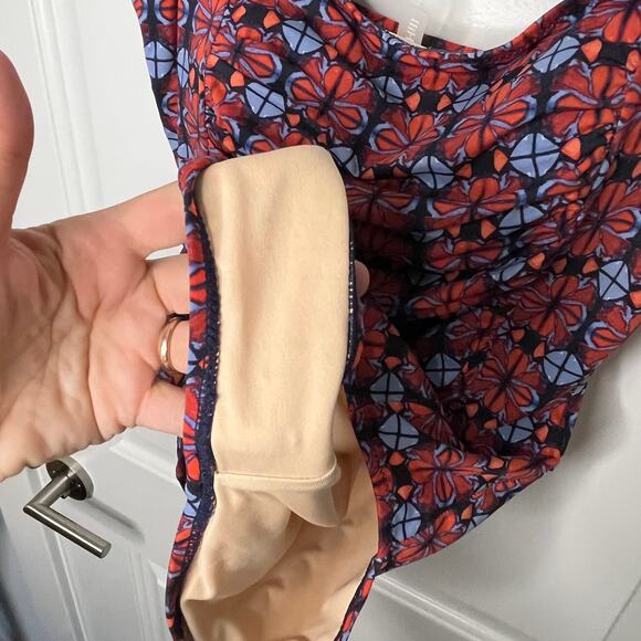 Garnet Hill Active Square Neck One Piece Swimsuit Ruched Flattering Size 8 - Picture 4 of 8